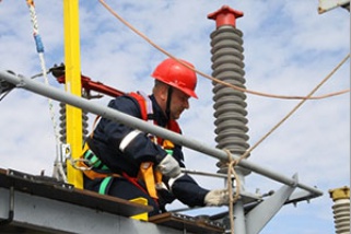 В Энгельсе энергетики ремонтируют подстанцию «Индустриальная»